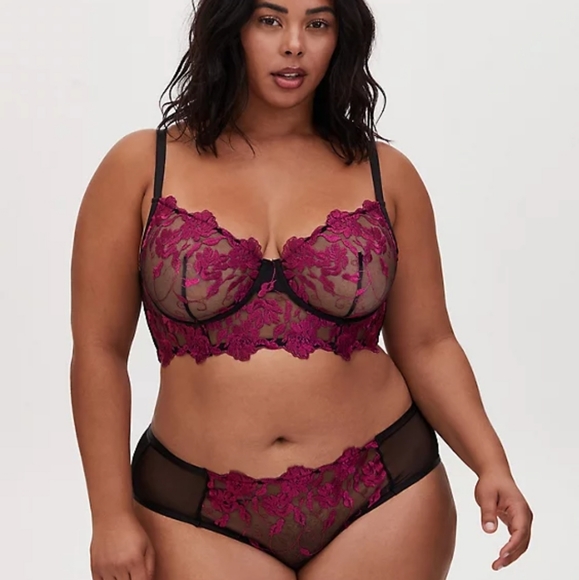 torrid Other - NWOT Torrid Black Mesh & Berry Embroidered Set